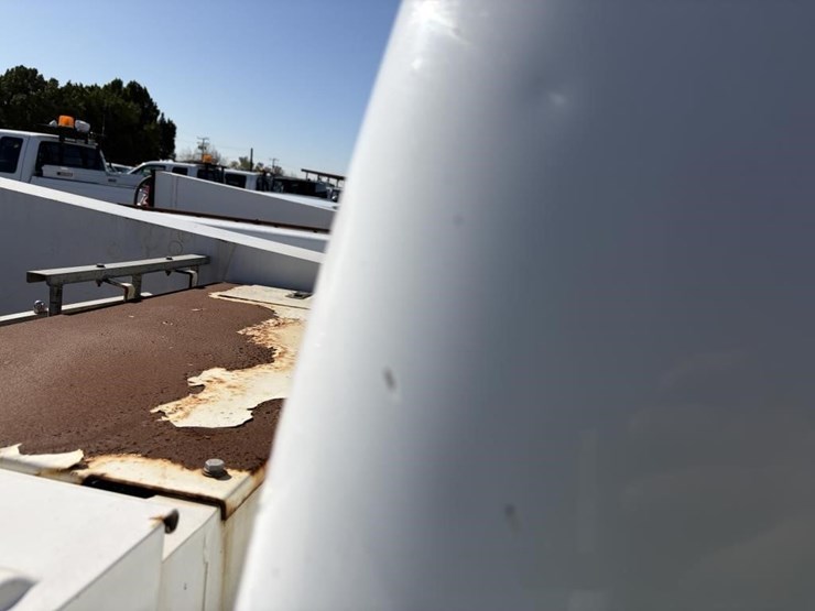 2011-chevrolet-2500-image-29