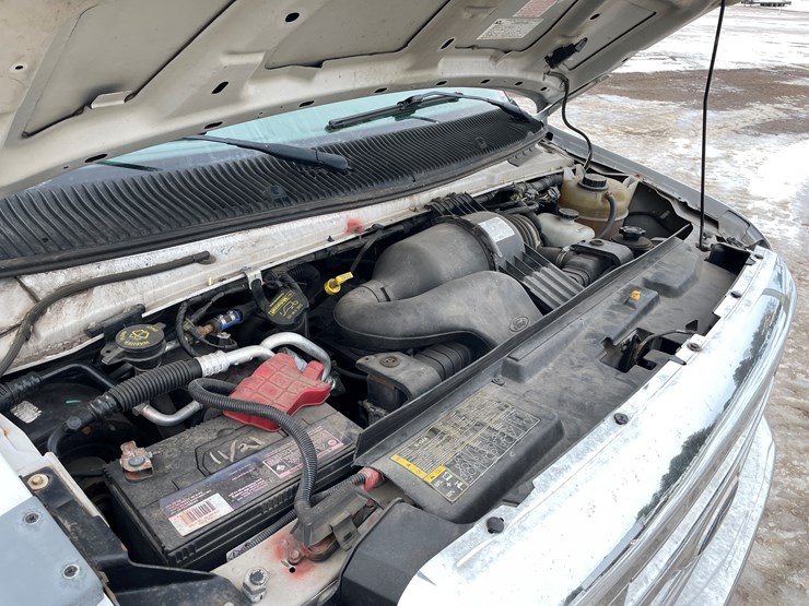 2014-ford-e450-image-9