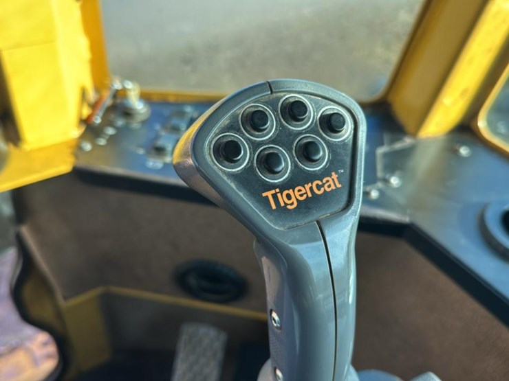 2022-tigercat-610e-image-45