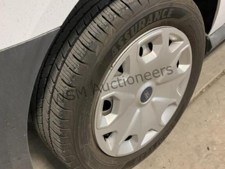 2015-ford-transit-connect-image-8