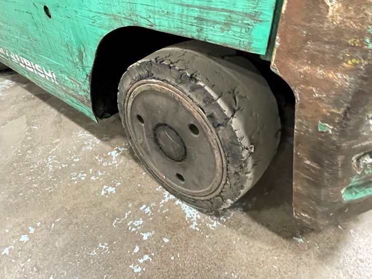 #181-•-2017-mitsubishi-electric-forklift-image-17