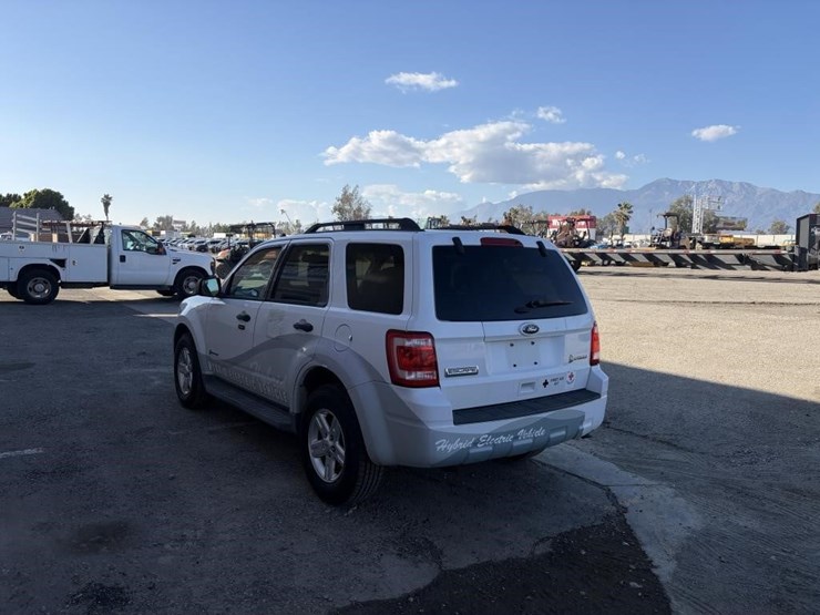 2012-ford-escape-image-4