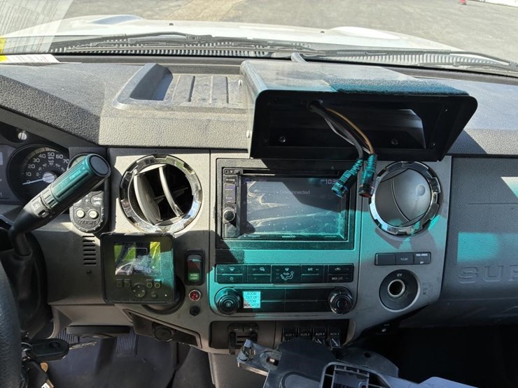 2016-ford-f550-sd-image-12