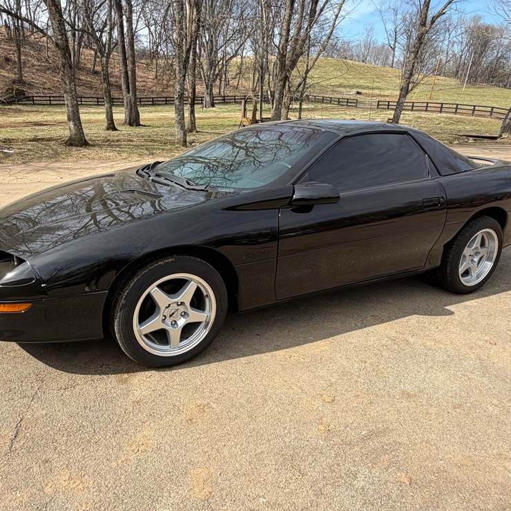 #30934 • 1994 CHEVROLET CAMARO Z28 COUPE