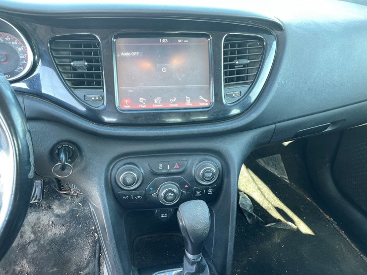 #1520-•-2014-dodge-dart-sxt-(has-mn-title)**no-brakes**must-be-trailered**-image-27