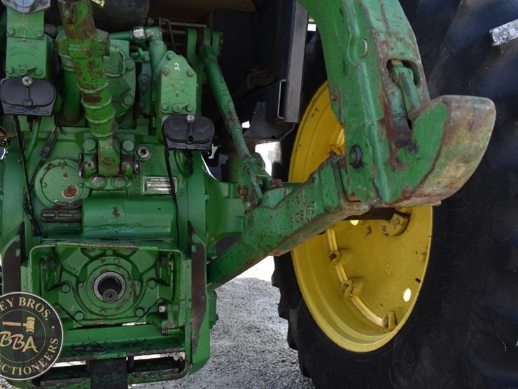 1984-john-deere-4050-image-32