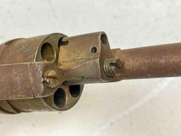vintage-revolver-image-19
