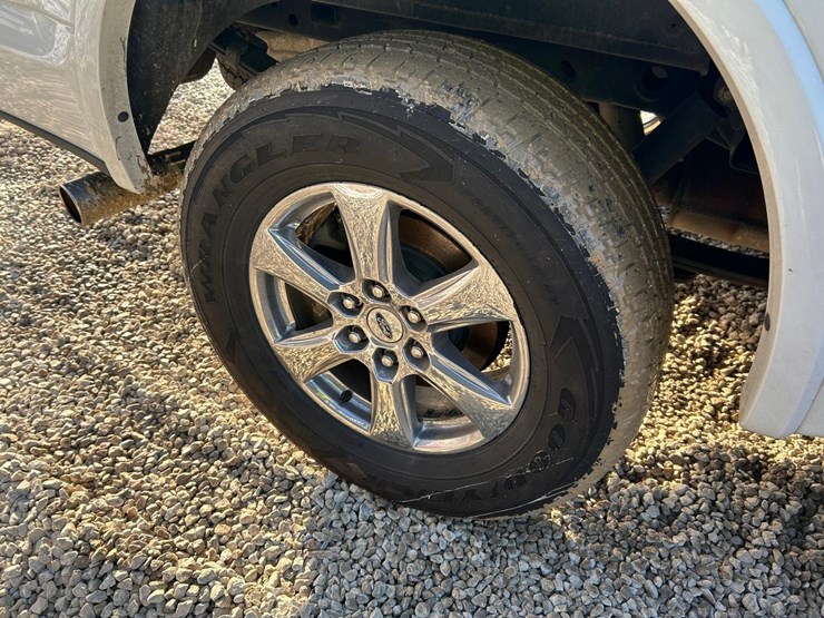 2018-ford-f150-image-15