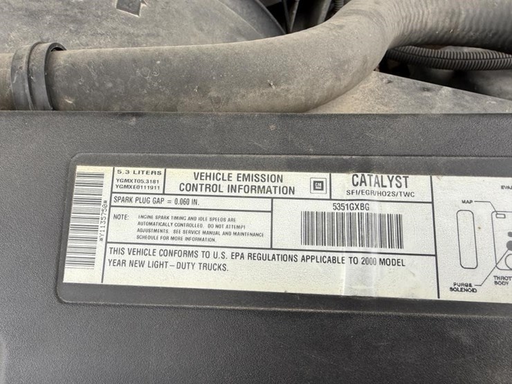 2000-chevrolet-1500-image-15