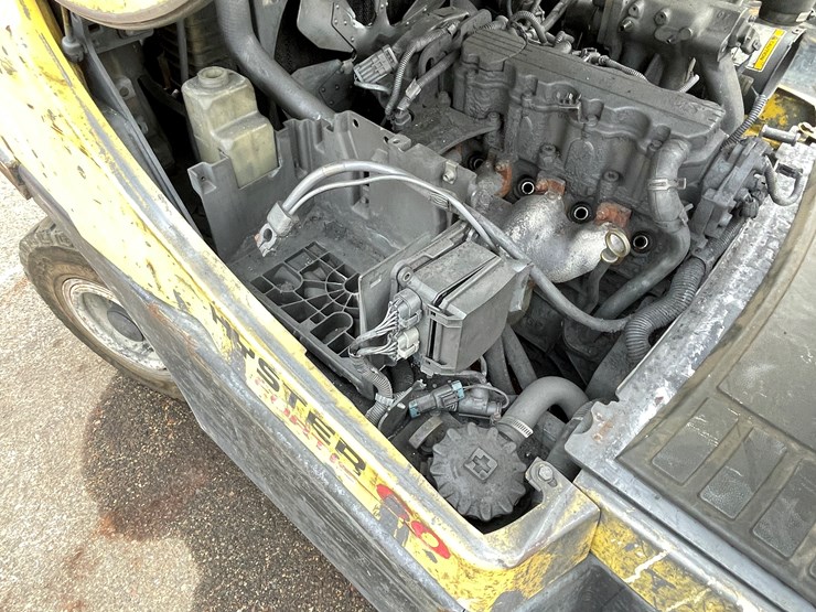 #4215-•-2008-hyster-fortis-60-lp-forklift-image-33