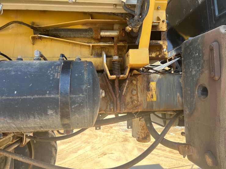 2018-ag-chem-rg1100c-image-23