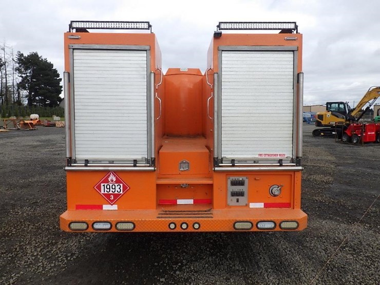 2004-ford-f650-image-6