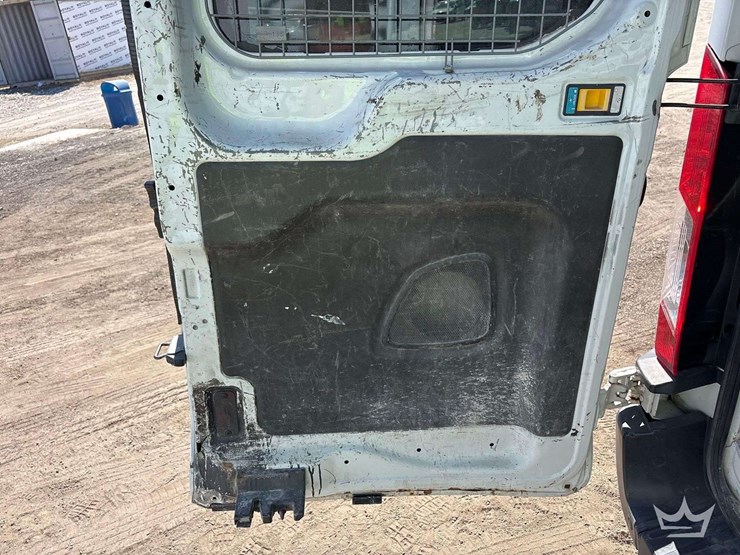 2015-ford-transit-image-8