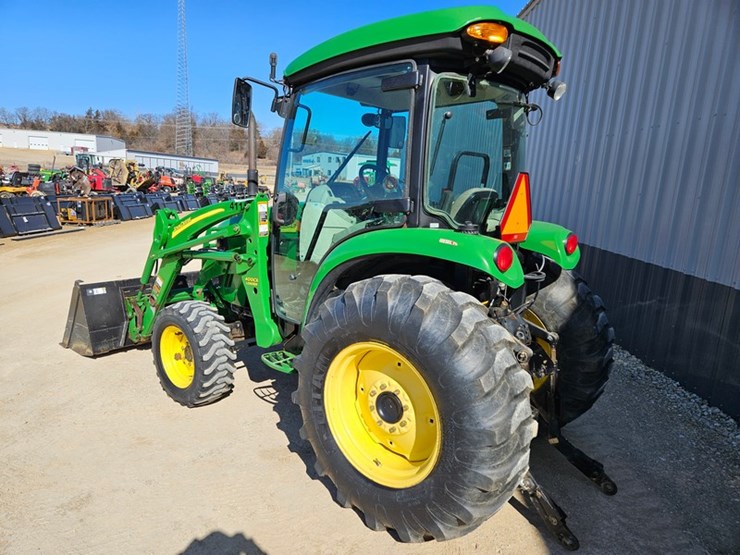 john-deere-4720-image-3