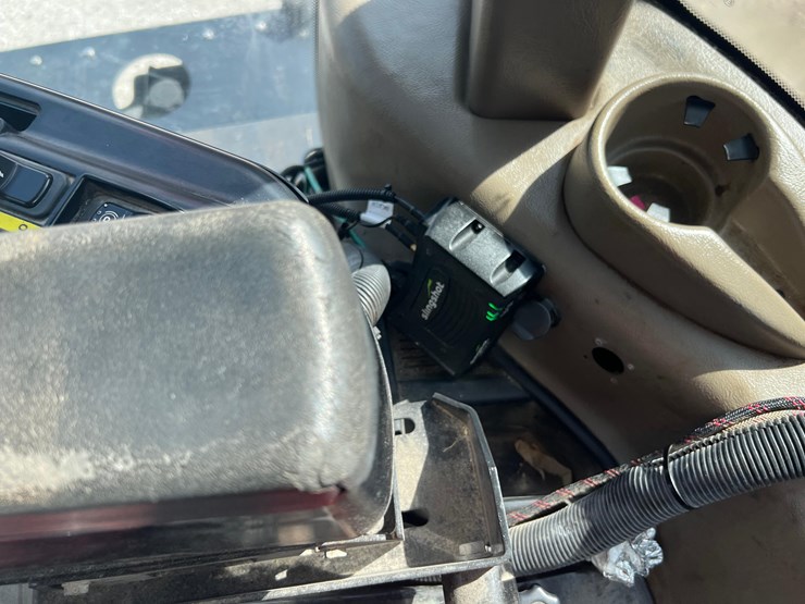 2015-case-ih-titan-3530-image-68