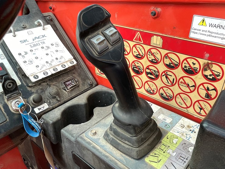 #129-•-2018-skyjack-sj843-telehandler-image-44