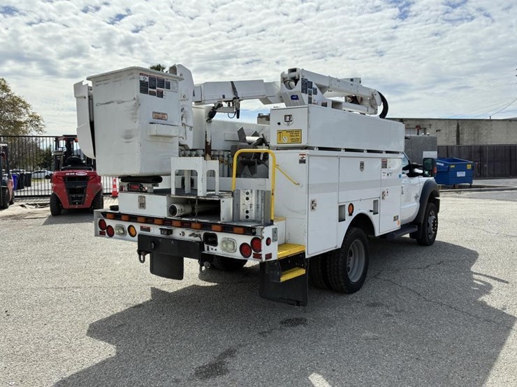 2016-ford-f550-image-3