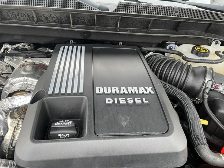 2023-chevrolet-tahoe-image-62