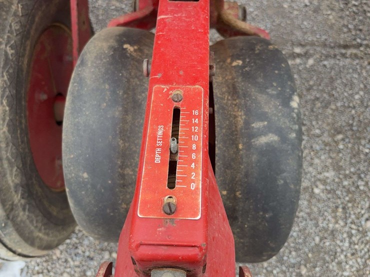 international-800-image-16