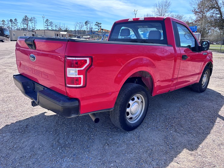 2018-ford-f150-xl-image-3