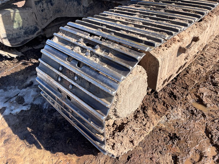 caterpillar-330c-image-17