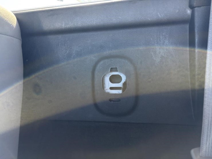 2016-chevrolet-2500-image-14