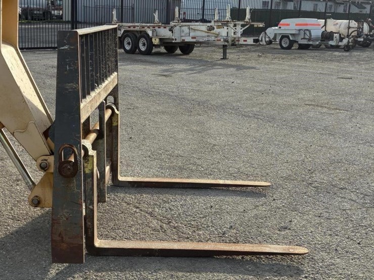 2014-gehl-rs6-34-image-6