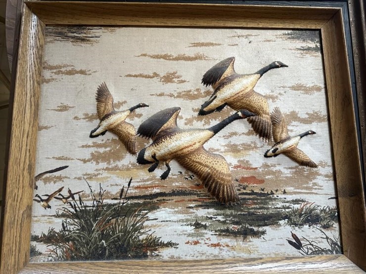 vintage-wildlife-framed-portraits-image-2