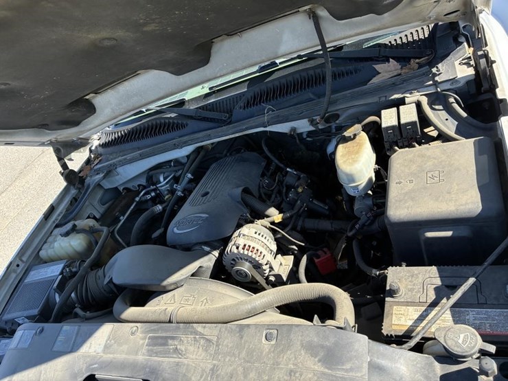 2005-chevrolet-silverado-2500-image-6