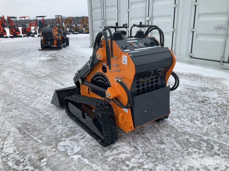 #1003-•-unused-ats-t460-mini-skid-steer-loader-image-3