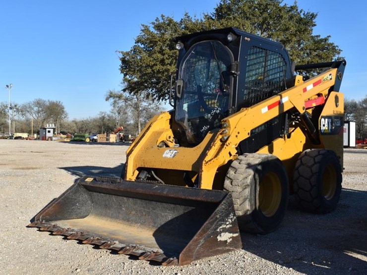 2019-caterpillar-272d2-image-1