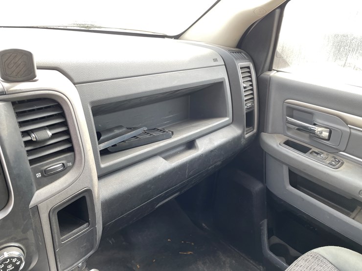 2017-dodge-ram-5500-image-72