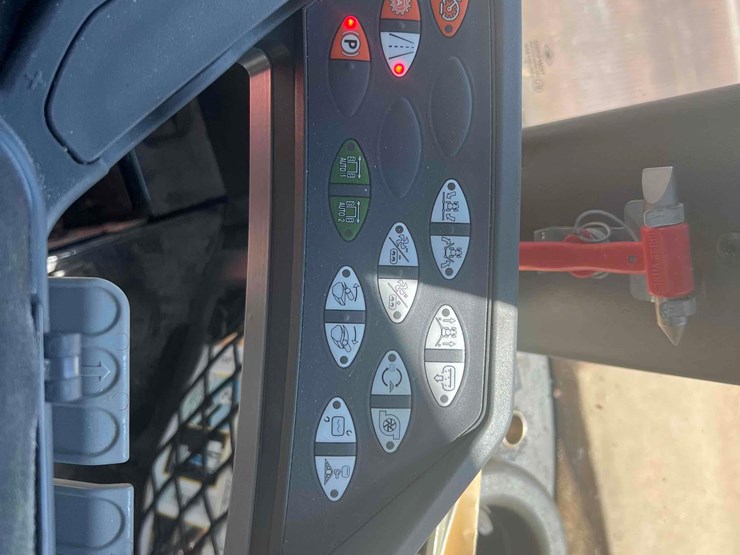 2018-ag-chem-rg1100c-image-73