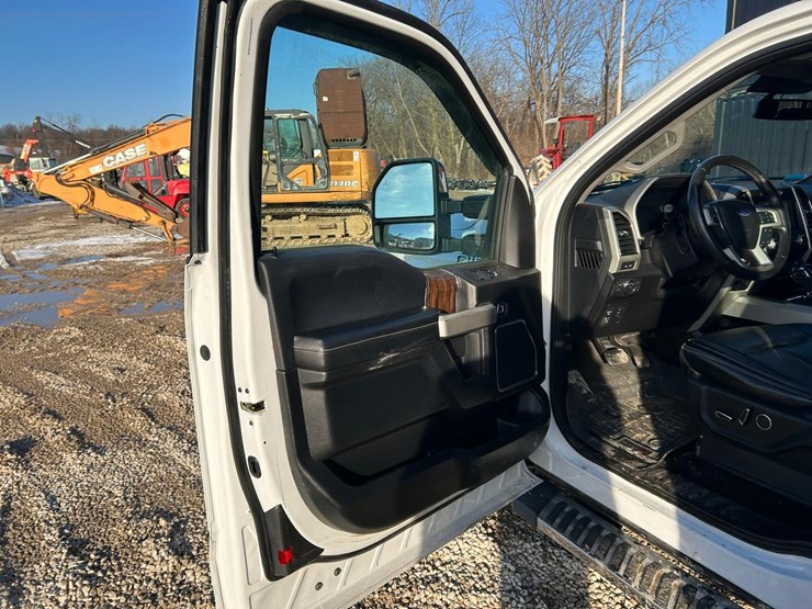 2018-ford-f150-image-22