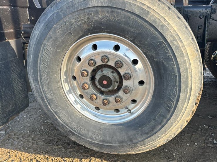 #119-•-2018-kenworth-log-truck-image-26