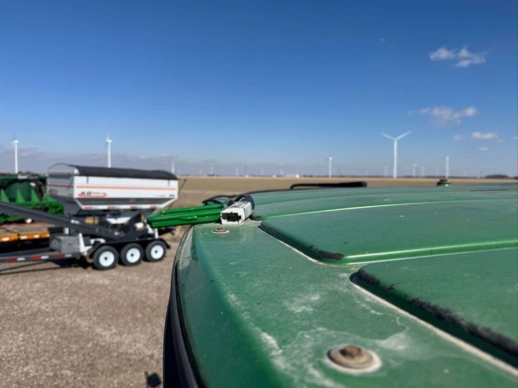 1998-john-deere-8100-image-38