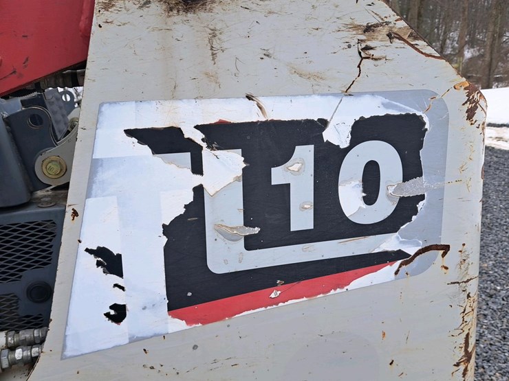 2014-takeuchi-tl10-image-25