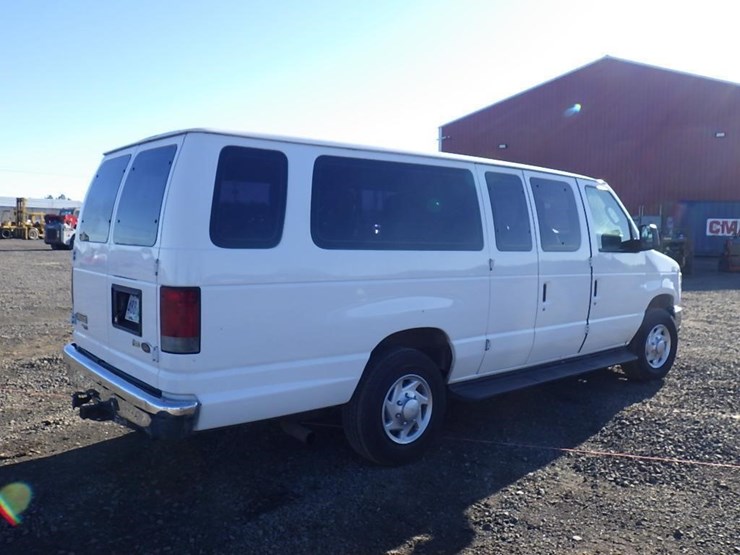 2011-ford-e350-image-5