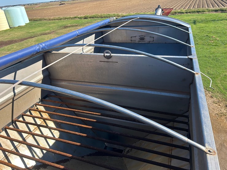 2012-mack-tender-truck-w/adams-rear-discharge-bed-auger-image-51