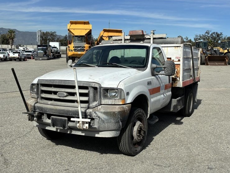 2002-ford-f450-image-1