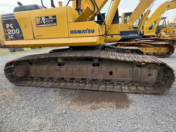 2010-komatsu-pc200-lc-8-image-10