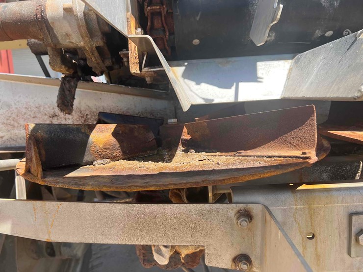 2018-ag-chem-rg1100c-image-30