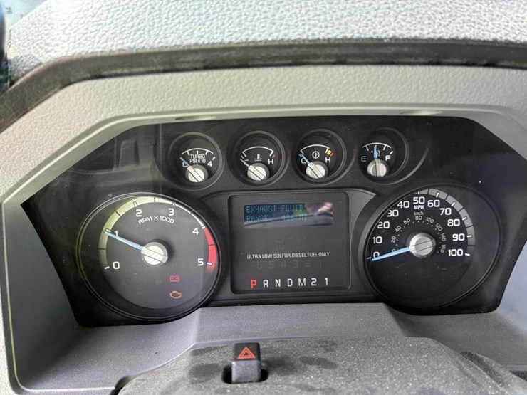 2016-ford-f550-image-14