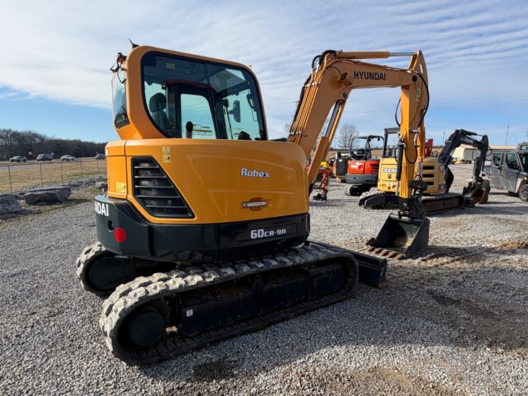 2022-hyundai-robex-60cr-9a-image-3