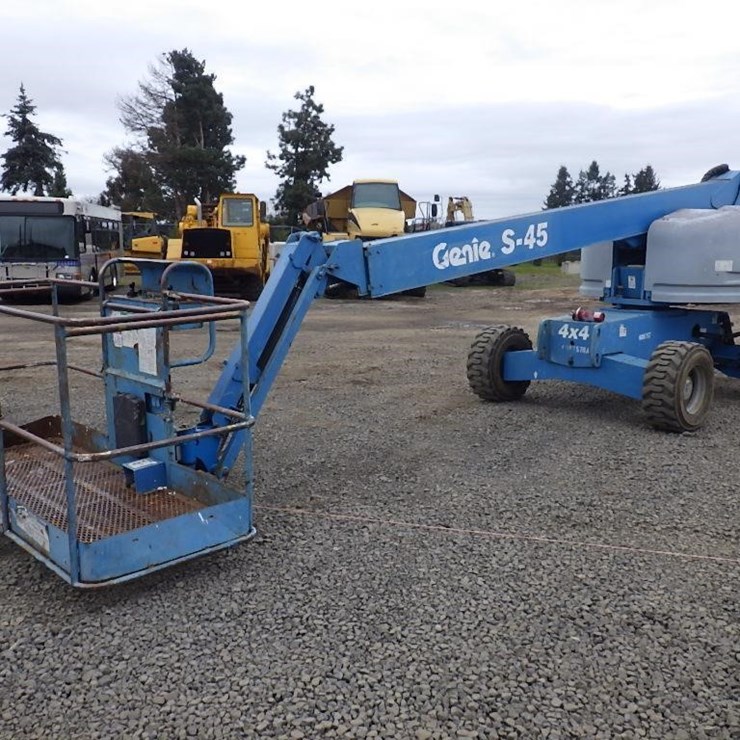 2007 GENIE S45