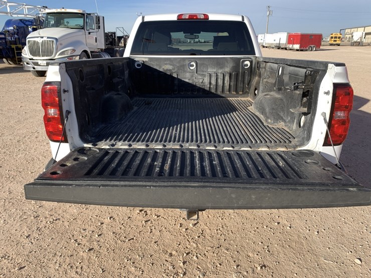 2018-chevrolet-silverado-1500-image-4