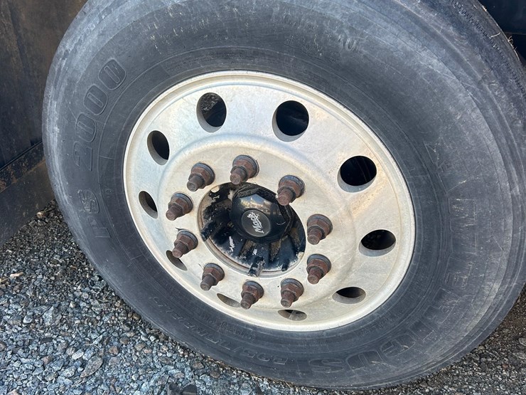 2012-mack-tender-truck-w/adams-rear-discharge-bed-auger-image-26