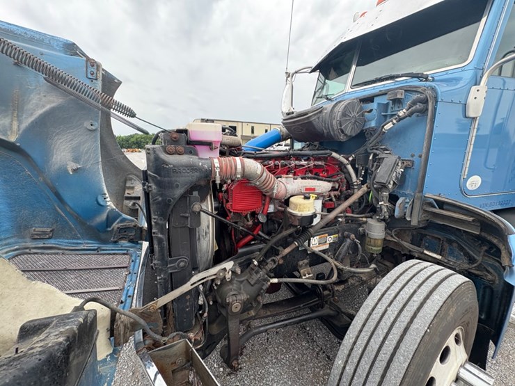 2011-peterbilt-386-image-20