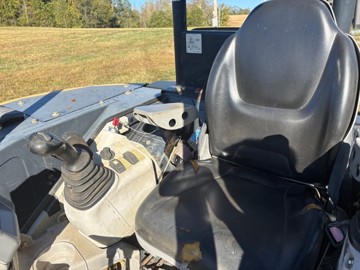 2017-deere-50g-image-23