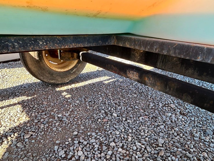 adams-nurse-trailer-tank-image-19